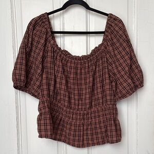brown plaid cropped blouse with puffy sleeve and cinched waist